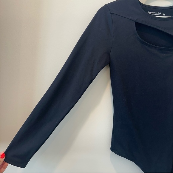Abercrombie Long Sleeve Cutout Crew Bodysuit small Crewneck Tight Going Out Top - Picture 9 of 12